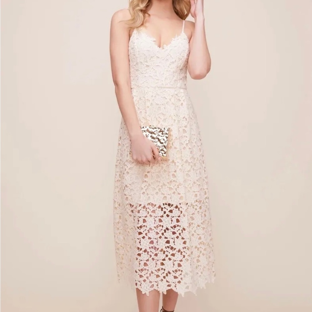 NWT ASTR THE LABEL LACE A LINE MIDI DRESS BUTTERCREAM, MEDIUM